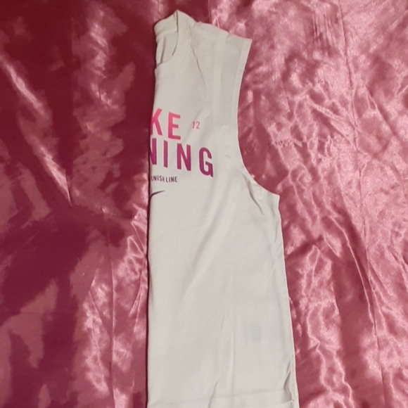 Oversized Nike running tank - Picture 3 of 7